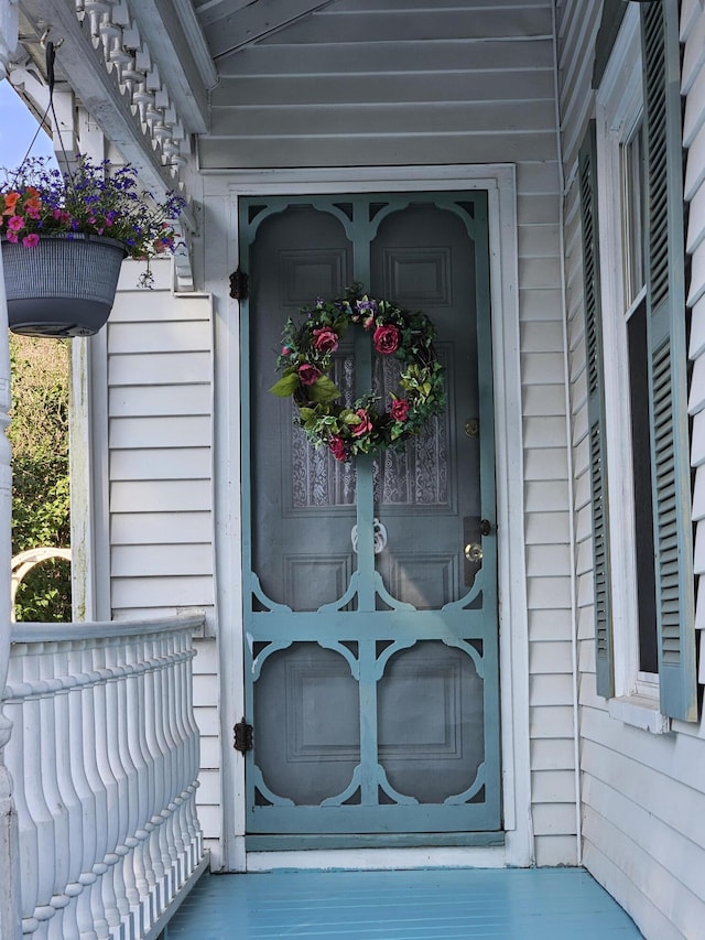 5 Purchase St, Rockland, ME 04841 - entrance to property