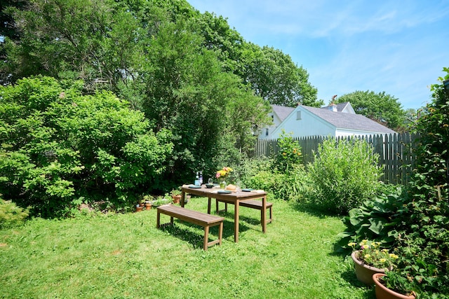 5 Purchase St, Rockland, ME 04841 - view of yard