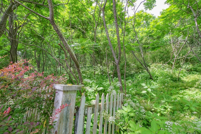 69 W Meadow Rd, Rockland, ME 04841 - view of wooded area