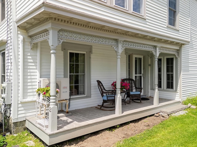 50-52 Mechanic St, Rockland, ME 04841 - view of wooden porch