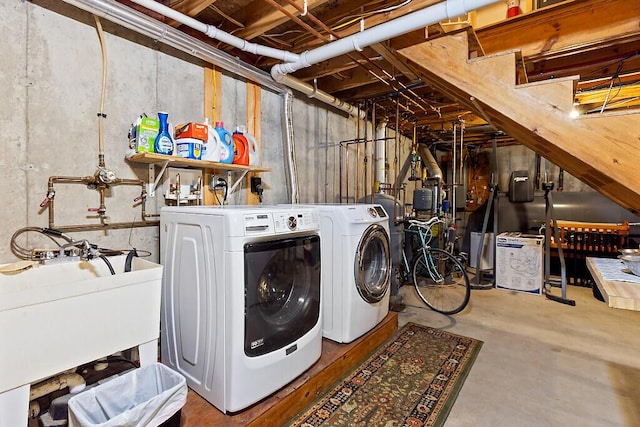 2 Falling Pines Ln, Readfield, ME 04355 - laundry area with washer and clothes dryer
