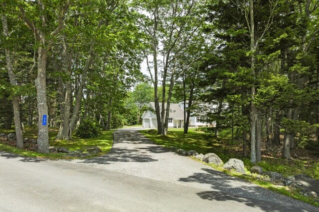 35 Rice Rd, Boothbay, ME 04544 - view of asphalt driveway