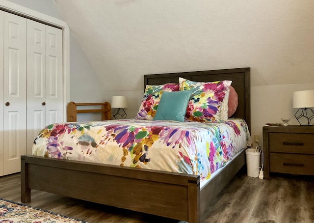 10 Aegis Dr Unit B, Bath, ME 04530 - bedroom with wood finished floors, lofted ceiling, and a closet