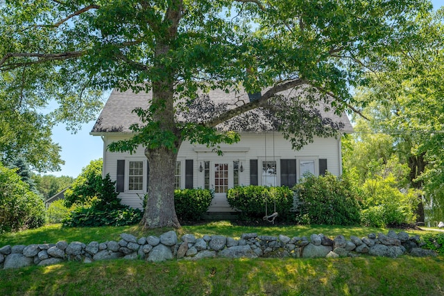 253 Quaker Meeting House Rd, Durham, ME 04222 - view of front of home with a front lawn and a shingled roof