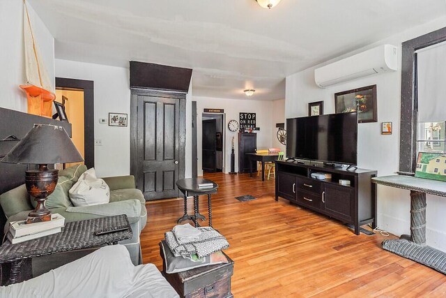27 Lincoln Ave, Gardiner, ME 04345 - photo 8