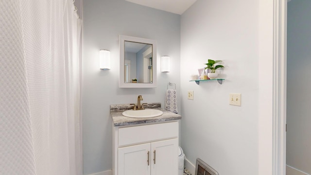 11 Southern Ave, Augusta, ME 04330 - bathroom with vanity and curtained shower