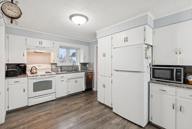 92 Saco Ave, Old Orchard Beach, ME 04064 - photo 12