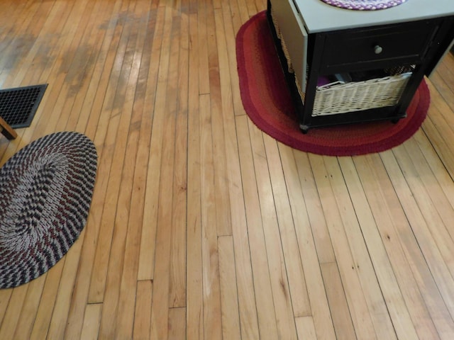 10 Liberty St, Dexter, ME 04930 - detailed view of wood finished floors