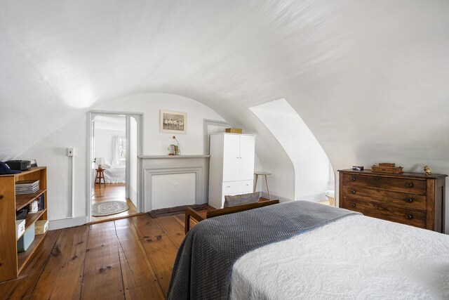 15 Winter St, Topsham, ME 04086 - bedroom with vaulted ceiling and hardwood / wood-style floors