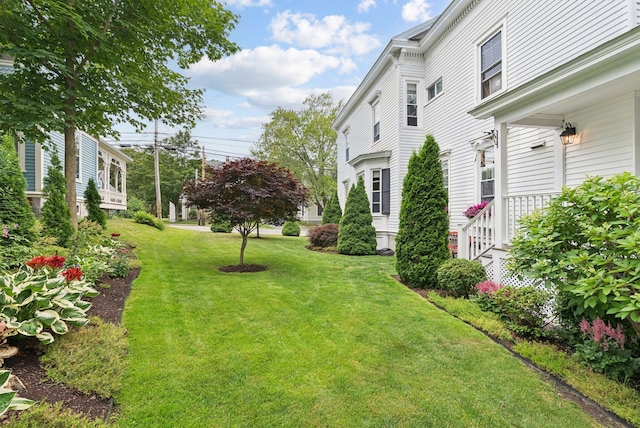 709 High St, Bath, ME 04530 - view of green lawn