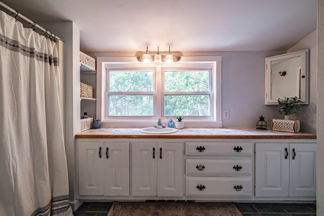 21 Weatherstone Dr, Westport Island, ME 04578