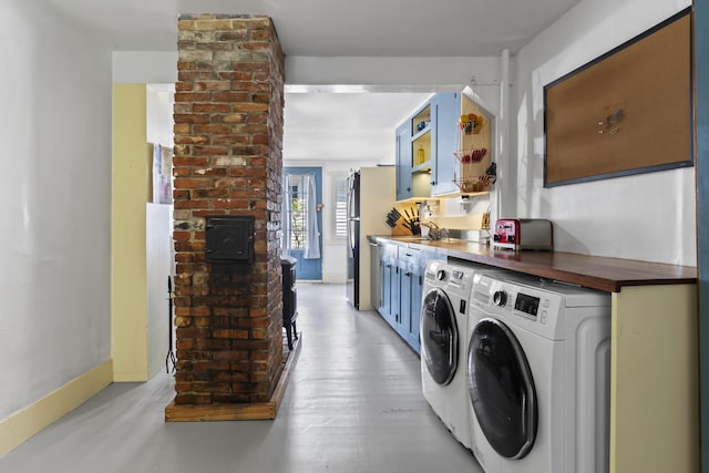 141 Centre St, Bath, ME 04530 - laundry room featuring washing machine and dryer and a sink