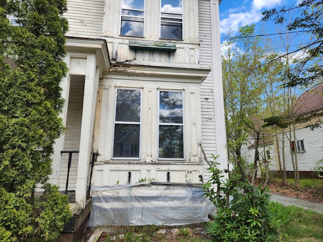 90 Elm St, Mechanic Falls, ME 04256 - photo 8