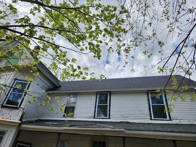 90 Elm St, Mechanic Falls, ME 04256 - photo 9
