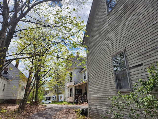 90 Elm St, Mechanic Falls, ME 04256 - photo 16