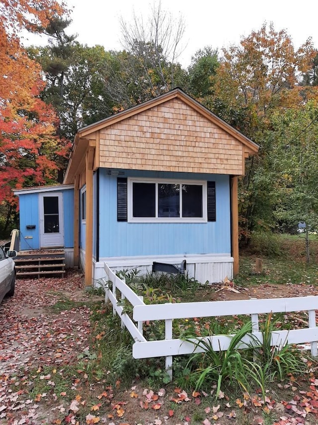 26-28 Addison St, Lisbon, ME 04252 - view of side of property