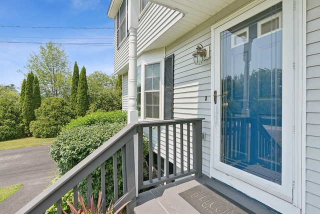 19 Straw Rd, Gorham, ME 04038 - view of balcony