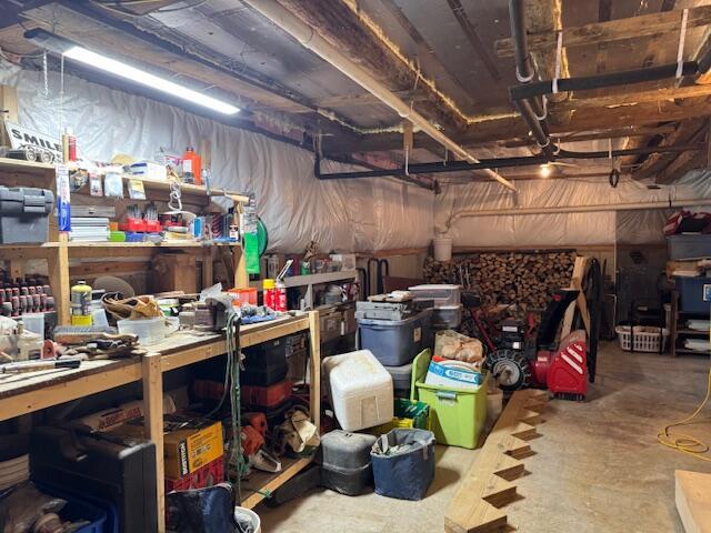 152 Cross Rd, Alna, ME 04535 - basement featuring a workshop area