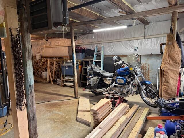152 Cross Rd, Alna, ME 04535 - view of garage