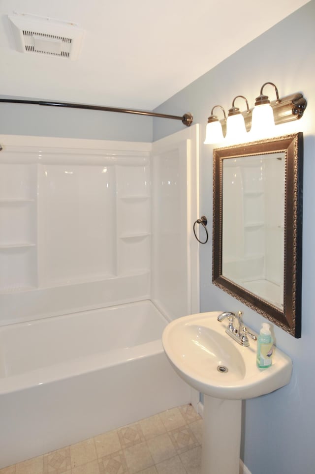 56 Holyoke St, Brewer, ME 04412 - full bath featuring washtub / shower combination