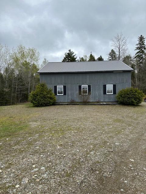 2232 Carmel Rd N, Newburgh, ME 04444