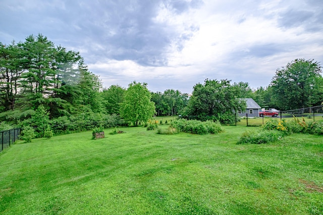 704 Brighton Hill Rd, Minot, ME 04258 - view of yard