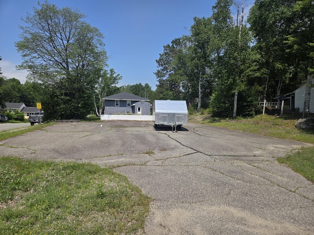 125 Connecticut Ave, Millinocket, ME 04462 - view of front of property