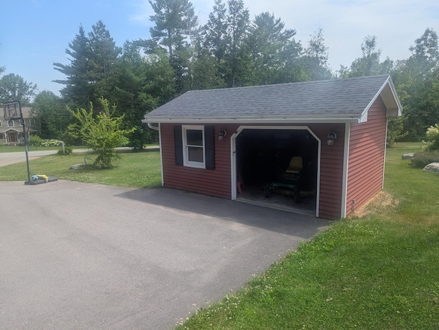 9 Deer Hill Ln, Hampden, ME 04444 - view of garage