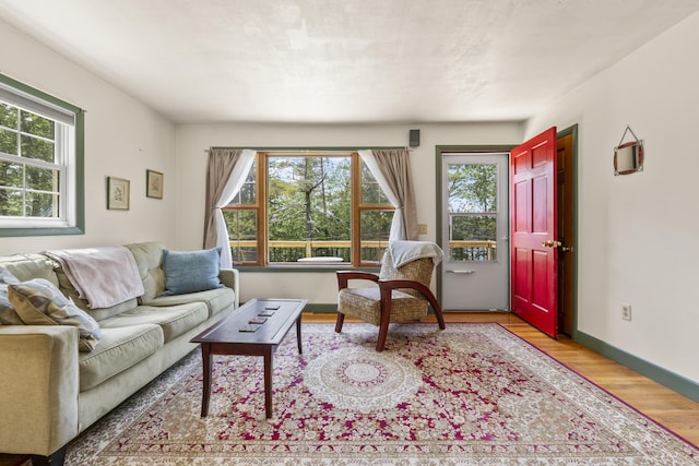 490 Cross Point Rd, Edgecomb, ME 04556 - living area featuring light wood-style floors and baseboards