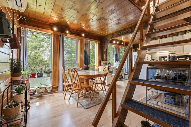 490 Cross Point Rd, Edgecomb, ME 04556 - view of sunroom / solarium
