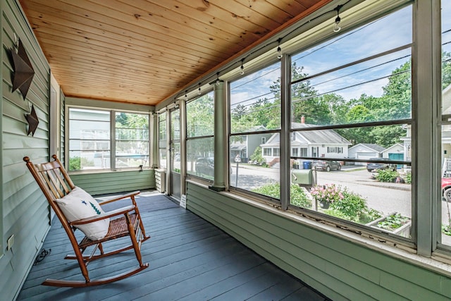 42 Sargent St, Westbrook, ME 04092 - view of sunroom / solarium