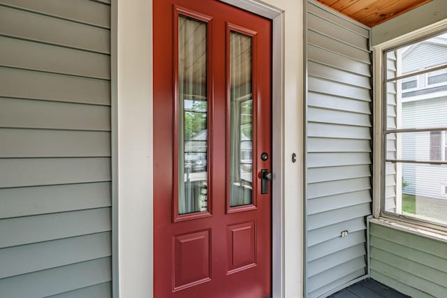 42 Sargent St, Westbrook, ME 04092 - entrance to property