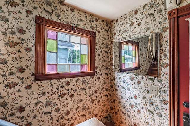 42 Sargent St, Westbrook, ME 04092 - detailed view of wallpapered walls