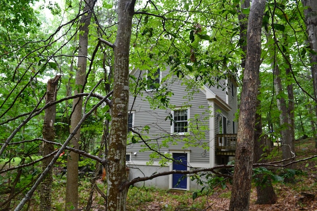 17 Summit St, Ogunquit, ME 03907 - view of side of property featuring a wooden deck