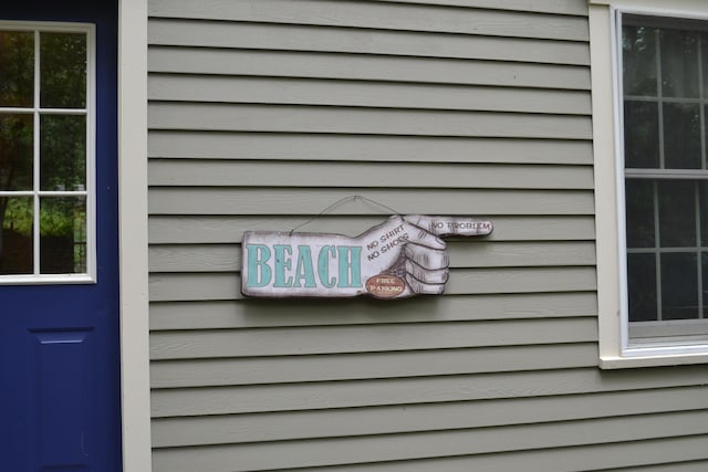 17 Summit St, Ogunquit, ME 03907 - exterior view