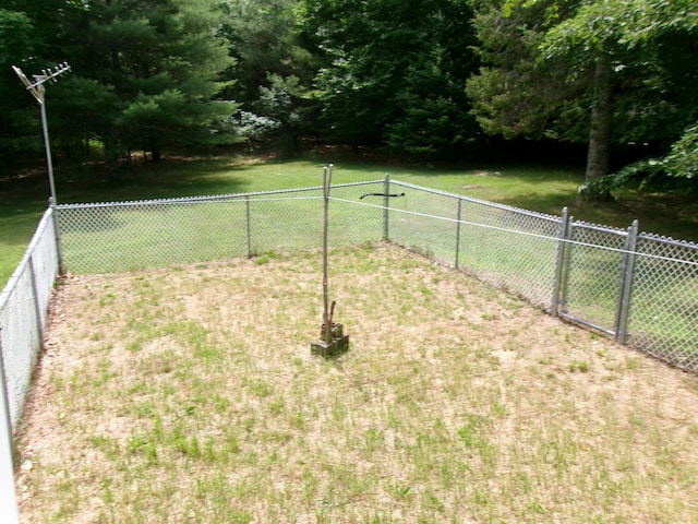 76 Gile Rd, Fayette, ME 04349 - view of yard