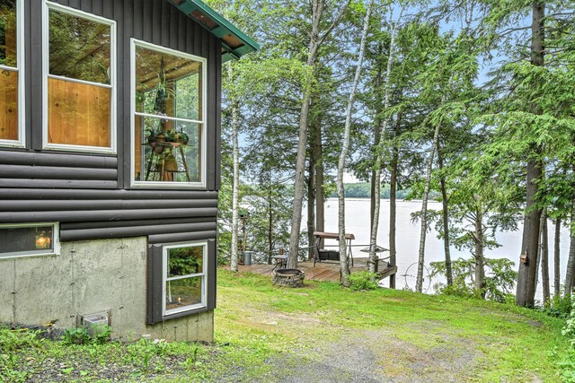 16 Brackett Rd, Dresden, ME 04342 - view of yard featuring a water view