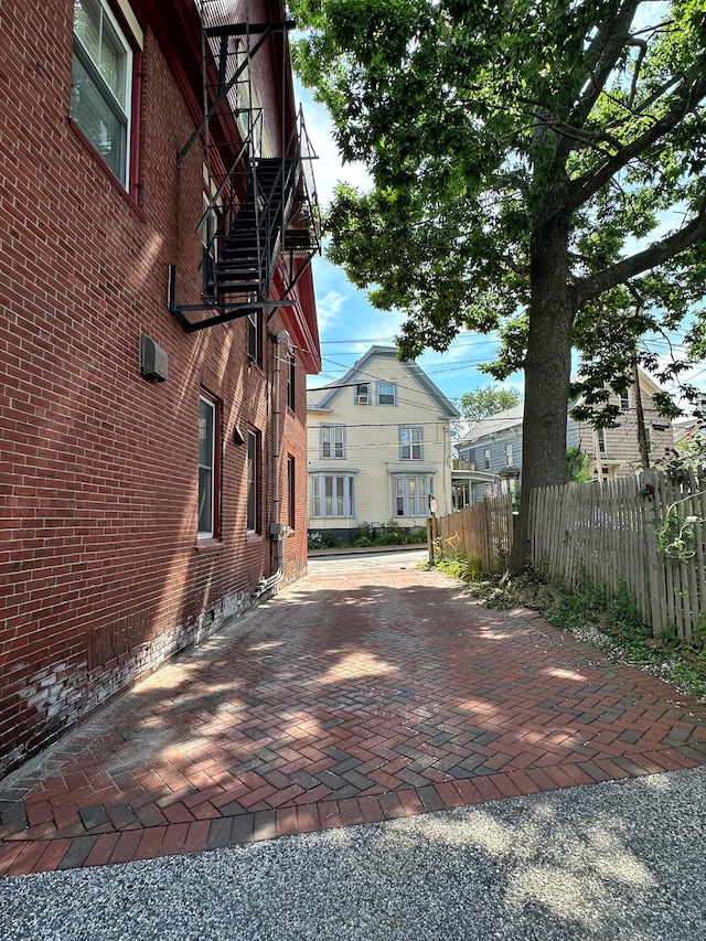 3 Walker St Unit 4, Portland, ME 04102 - photo 3