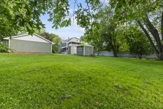 13 Newman St, Lewiston, ME 04240 - view of yard with an outdoor structure