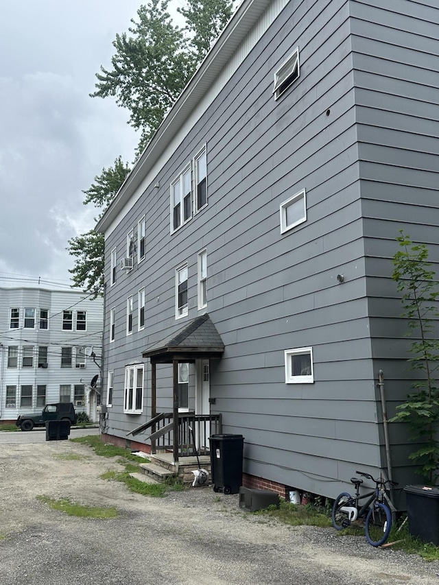 95 Wood St, Lewiston, ME 04240 - view of property exterior
