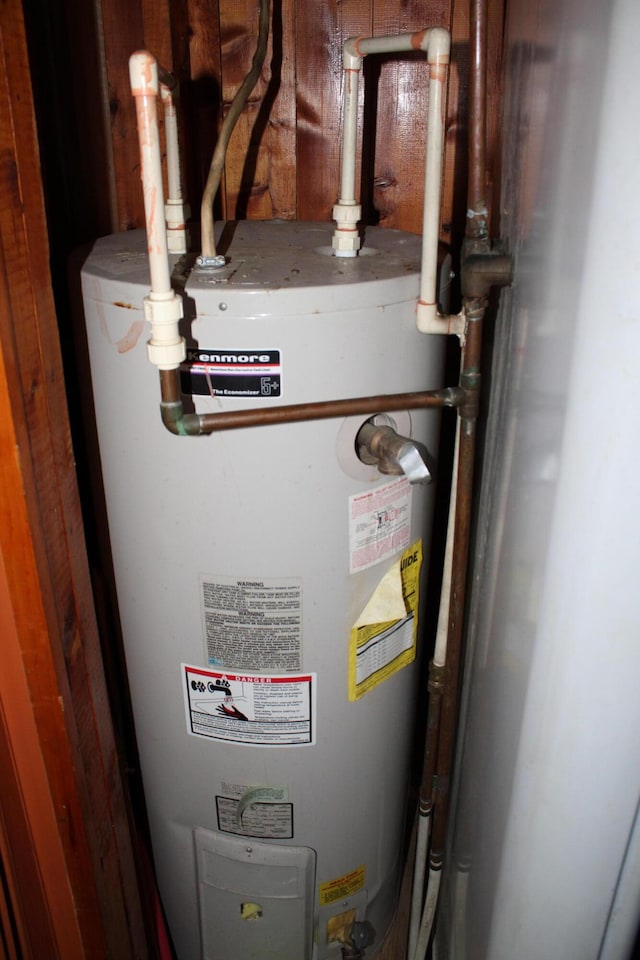 8 Drake Ln, Oakfield, ME 04763 - utilities featuring water heater