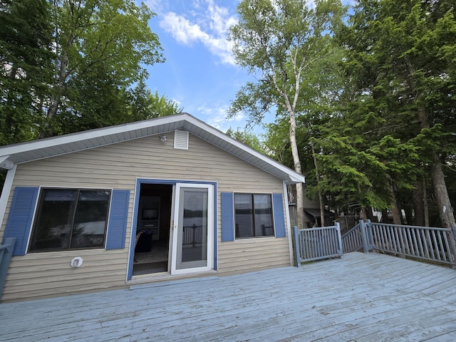 83 Milts Way, Lincoln, ME 04457 - view of wooden deck