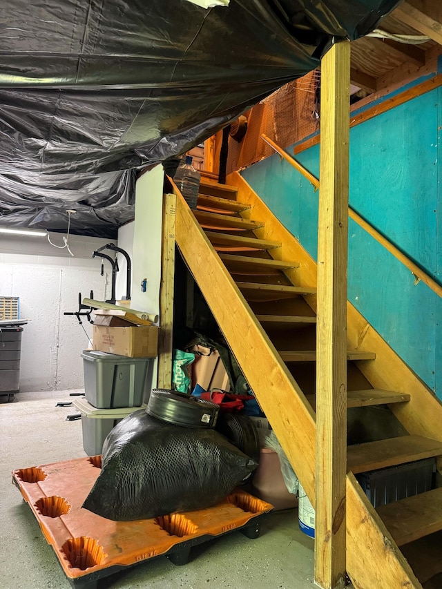 27 Main St, Vassalboro, ME 04989 - below grade area featuring stairway