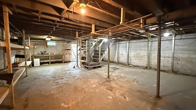585 N Lubec Rd, Lubec, ME 04652 - unfinished below grade area with stairs