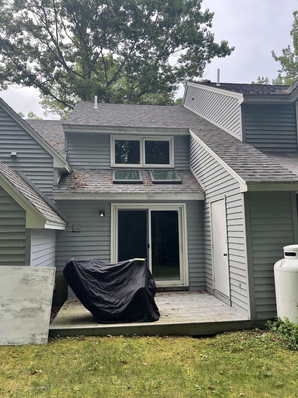 135 Portland Ave Unit 902, Old Orchard Beach, ME 04064 - back of property with a wooden deck