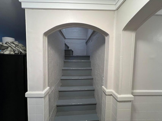 7 S Grove St, Waterville, ME 04901 - stairs with arched walkways