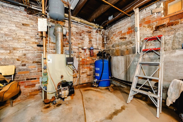 2887 Middle Rd, Sidney, ME 04330 - utility room featuring a heating unit