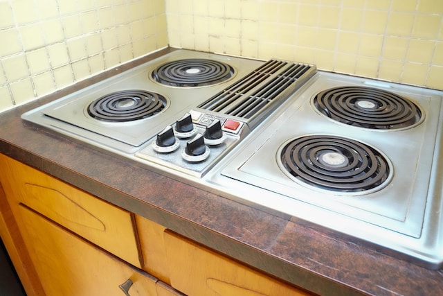 256 Parkway S, Brewer, ME 04412