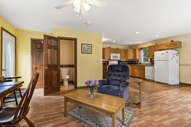 27 Kenney Field Dr, Boothbay Harbor, ME 04538 - photo 17