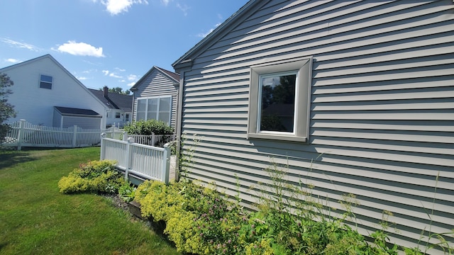 9 Wood St, Bangor, ME 04401 - view of side of property